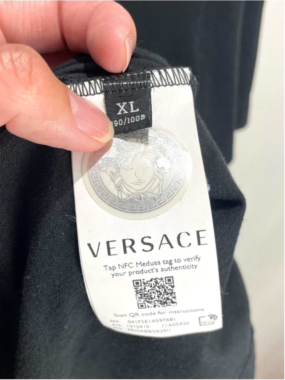Versace Black Classic Logo T Shirt Size XL - Picture 7 of 10
